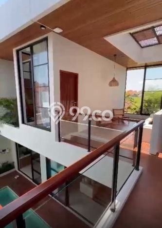 Rumah EXCLUSIVE! area , Badung, Luas 150m2m² Bangunan 235m2m², HARGA SPESIAL Rumah EXCLUSIVE! area , Badung, Luas 150m2m² Bangunan 235m2m², HARGA SPESIAL