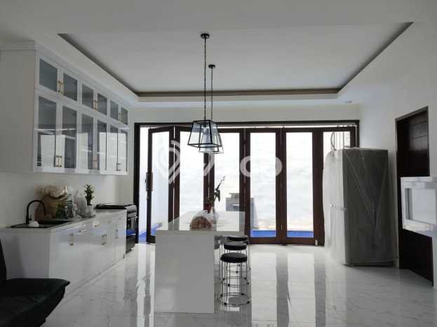 Sewa Rumah Harga Terjangkau di Jimbaran Badung dengan 4 Kamar Tidur Sewa Rumah Harga Terjangkau di Jimbaran Badung dengan 4 Kamar Tidur