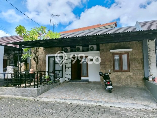 Rumah di Denpasar Barat, Dekat Mall, 4 KT Rumah di Denpasar Barat, Dekat Mall, 4 KT