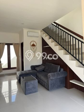 Ready to Use! Premium House LT 100m2 Desain Elegan di Mumbul Ready to Use! Premium House LT 100m2 Desain Elegan di Mumbul