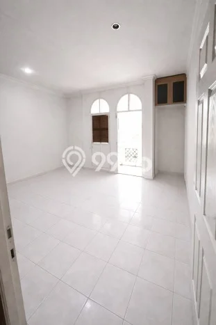 Unit Ruko Dijual di Bojongloa Kidul Bandung Luas Tanah 80m2, Luas Bangunan 219m2 Unit Ruko Dijual di Bojongloa Kidul Bandung Luas Tanah 80m2, Luas Bangunan 219m2