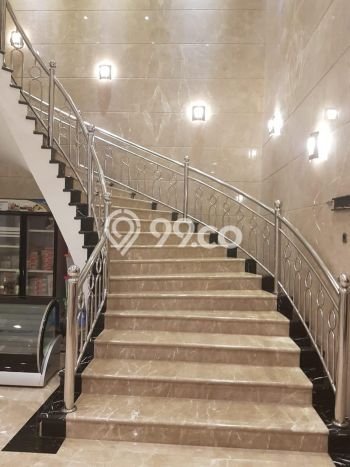 Hunian Mewah LB 1350m2 Siap Pakai Desain Elegan di Kota Baru Parahyangan, Bandung Hunian Mewah LB 1350m2 Siap Pakai Desain Elegan di Kota Baru Parahyangan, Bandung