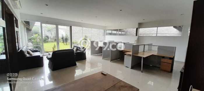 Ready to Use! Luxury House LT 898m2 Desain Elegan di Kopo Ready to Use! Luxury House LT 898m2 Desain Elegan di Kopo