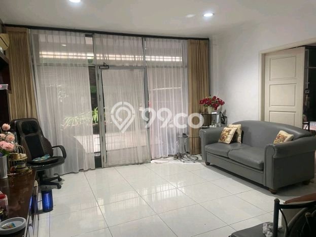Untuk Dijual! Ruko di Petojo Jakarta Pusat LT 71m2 / LB 206m2 Kawasan Bisnis Untuk Dijual! Ruko di Petojo Jakarta Pusat LT 71m2 / LB 206m2 Kawasan Bisnis