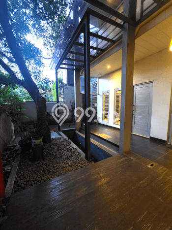 Ready to Use! Premium House LT 381m2 Desain Elegan di BSD City Ready to Use! Premium House LT 381m2 Desain Elegan di BSD City