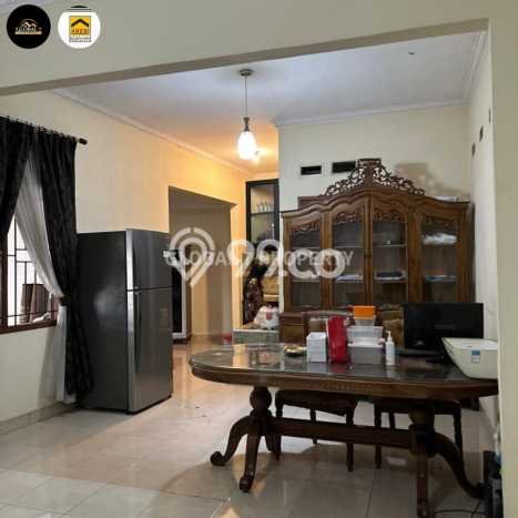 Hunian Mewah LB 400m2 Siap Huni Desain Elegan di Studio Alam, Depok Hunian Mewah LB 400m2 Siap Huni Desain Elegan di Studio Alam, Depok