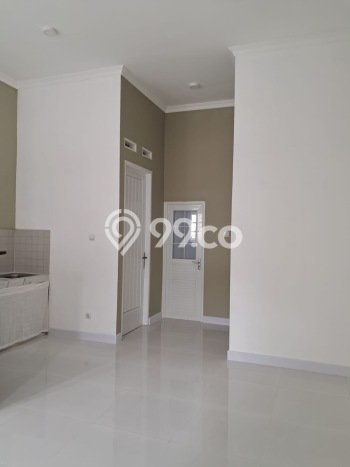Rumah Luas Asri 3 KT Siap Pakai di BSD Tangerang Rumah Luas Asri 3 KT Siap Pakai di BSD Tangerang