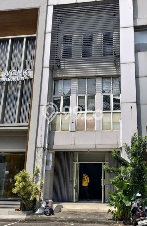 Ruko Disewa di Tangerang dengan LB 180m2 Area Komersial Ramai Ruko Disewa di Tangerang dengan LB 180m2 Area Komersial Ramai
