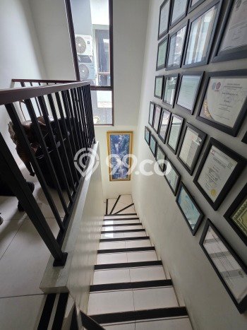 Hunian Nyaman Asri 2 KT Siap Huni di Graha Raya Tangerang Selatan Hunian Nyaman Asri 2 KT Siap Huni di Graha Raya Tangerang Selatan