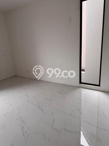 Ready to Use! Luxury House LT 10m2 Desain Modern di BSD Ready to Use! Luxury House LT 10m2 Desain Modern di BSD