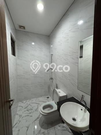 Rumah area BSD Green Wich, 4 KT, Dekat Pusat Kota, Luas 135m2m² LB 135m2m² Rumah area BSD Green Wich, 4 KT, Dekat Pusat Kota, Luas 135m2m² LB 135m2m²