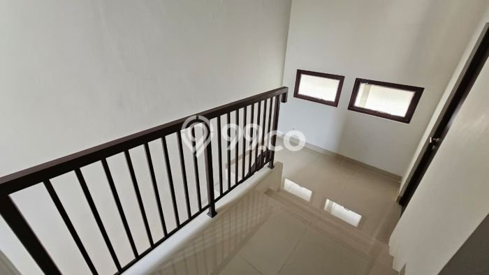 Dijual Hunian Rumah Terawat 2 KT di BSD, Tangerang Dijual Hunian Rumah Terawat 2 KT di BSD, Tangerang