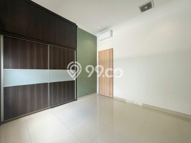 Hunian Mewah LB 200m2 Siap Pakai Desain Elegan di Gading Serpong, Tangerang Hunian Mewah LB 200m2 Siap Pakai Desain Elegan di Gading Serpong, Tangerang