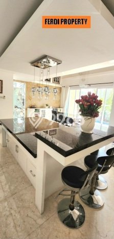 Ready to Use! Premium House LT 470m2 Desain Modern di Citra Grand Ready to Use! Premium House LT 470m2 Desain Modern di Citra Grand
