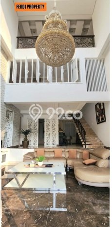 Ready to Use! Premium House LT 470m2 Desain Modern di Citra Grand Ready to Use! Premium House LT 470m2 Desain Modern di Citra Grand
