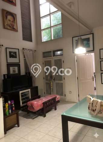Rumah Mewah LB 144m2 Siap Huni Desain Elegan di Citra Grand, Jakarta Timur Rumah Mewah LB 144m2 Siap Huni Desain Elegan di Citra Grand, Jakarta Timur