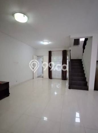 Rumah Disewakan Jakarta Timur LT 105m2 LB 150m2 Kawasan Raffles Hills Rumah Disewakan Jakarta Timur LT 105m2 LB 150m2 Kawasan Raffles Hills