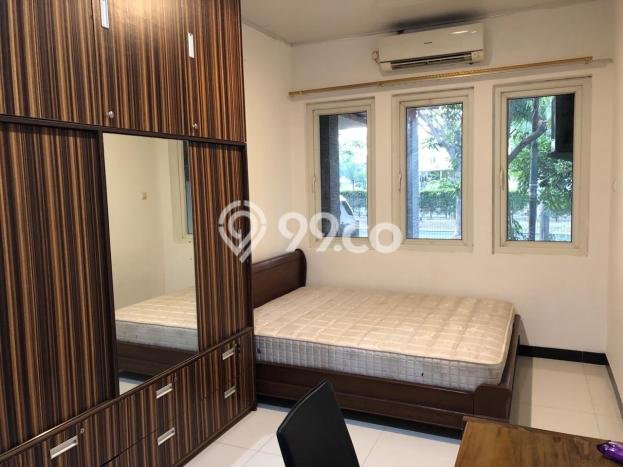Disewakan! Rumah 6 Kamar Tidur &
5 Kamar Mandi di Legenda Wisata, Jakarta Timur Disewakan! Rumah 6 Kamar Tidur &
5 Kamar Mandi di Legenda Wisata, Jakarta Timur