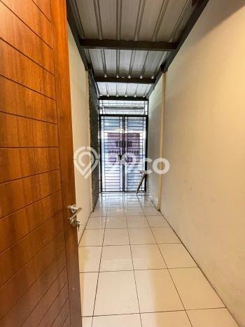 Rumah Modern 4 KT LT 136m2 di Kota Wisata Rumah Modern 4 KT LT 136m2 di Kota Wisata