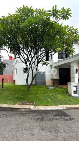 Jual Rumah Mewah Megah Dengan View Cantik di Legenda Wisata, Jakarta Timur Jual Rumah Mewah Megah Dengan View Cantik di Legenda Wisata, Jakarta Timur