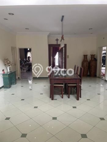 Rumah Kontrakan Jakarta Timur LT 348m2 LB 636m2 Area Cibubur Rumah Kontrakan Jakarta Timur LT 348m2 LB 636m2 Area Cibubur