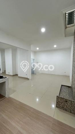 Rumah Modern 5 Kamar LT 128m2 di Kota Wisata Rumah Modern 5 Kamar LT 128m2 di Kota Wisata