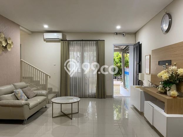Dijual Hunian Rumah Terawat 4 Kamar di Cibubur, Bogor Dijual Hunian Rumah Terawat 4 Kamar di Cibubur, Bogor