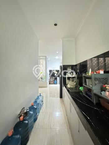 Ready to Use! Luxury House LT 240m2 Desain Modern di Legenda Wisata Ready to Use! Luxury House LT 240m2 Desain Modern di Legenda Wisata