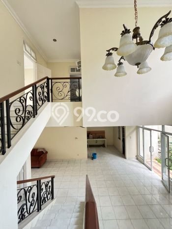 Jual Rumah Luas Megah Dengan View Cantik di Kota Wisata, Jakarta Timur Jual Rumah Luas Megah Dengan View Cantik di Kota Wisata, Jakarta Timur