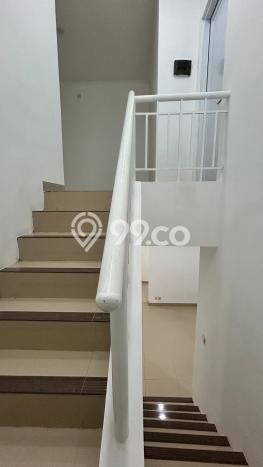 Rumah Modern 5 Kamar LT 128m2 di Kota Wisata Rumah Modern 5 Kamar LT 128m2 di Kota Wisata