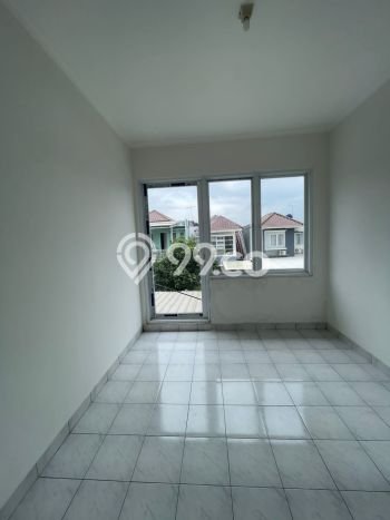 Siap Huni Rumah Minimalis & Modern LB 100m2 di Legenda Wisata Siap Huni Rumah Minimalis & Modern LB 100m2 di Legenda Wisata