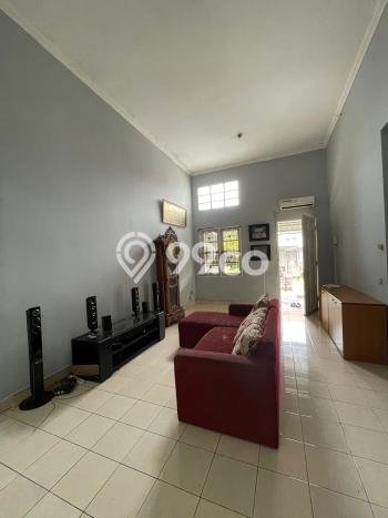 Dijual Rumah Eksklusif 2 KT di Legenda Wisata, Jakarta Timur Dijual Rumah Eksklusif 2 KT di Legenda Wisata, Jakarta Timur