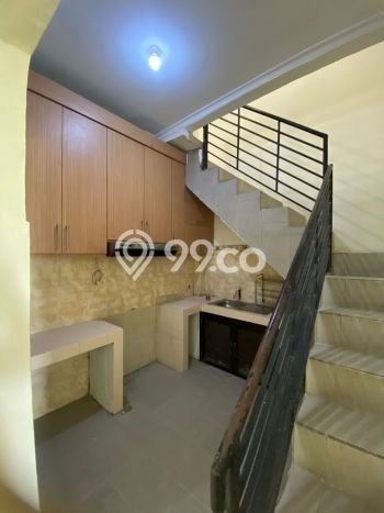 Rumah sewa siap huni 4 Kamar Tidur di Legenda Wisata, Jakarta Timur Rumah sewa siap huni 4 Kamar Tidur di Legenda Wisata, Jakarta Timur