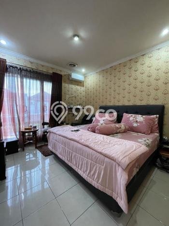Jual Rumah Mewah Megah Dengan View Eksklusif di Kota Wisata, Bogor Jual Rumah Mewah Megah Dengan View Eksklusif di Kota Wisata, Bogor
