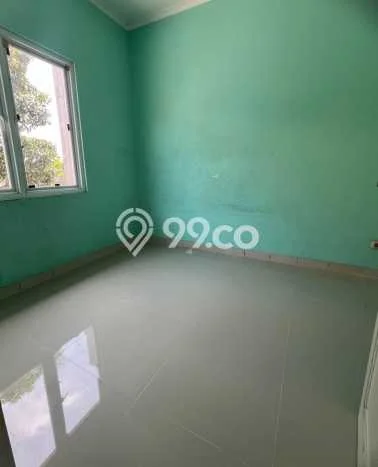 Disewakan! Rumah 3 Kamar Tidur &
2 Kamar Mandi di Kota Wisata, Jakarta Timur Disewakan! Rumah 3 Kamar Tidur &
2 Kamar Mandi di Kota Wisata, Jakarta Timur