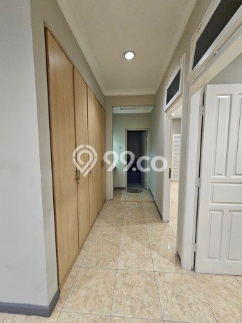 Dijual Rumah Mewah Megah Dengan View Eksklusif di Green Ville, Jakarta Barat Dijual Rumah Mewah Megah Dengan View Eksklusif di Green Ville, Jakarta Barat