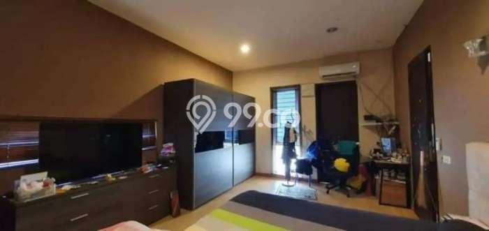 Dijual Rumah Mewah Elegan Dengan View Eksklusif di Tomang, Jakarta Barat Dijual Rumah Mewah Elegan Dengan View Eksklusif di Tomang, Jakarta Barat