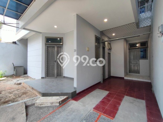 Jual Rumah Mewah Megah Dengan View Eksklusif di Tomang, Jakarta Barat Jual Rumah Mewah Megah Dengan View Eksklusif di Tomang, Jakarta Barat