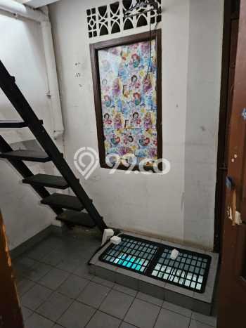 Rumah Minimalis 4 KT di Tanjung Duren Jakarta Barat Unfurnished Rumah Minimalis 4 KT di Tanjung Duren Jakarta Barat Unfurnished