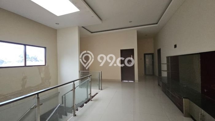 Rumah Luxury Modern Siap Huni di Green Ville Jakarta Barat Rumah Luxury Modern Siap Huni di Green Ville Jakarta Barat