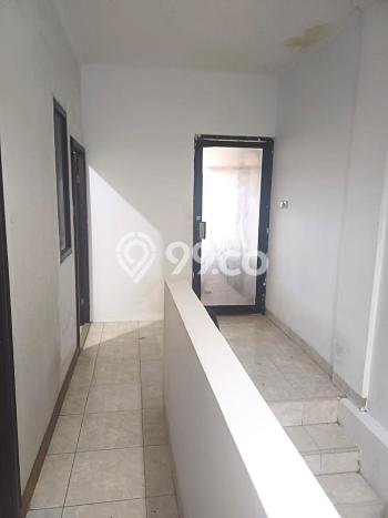 Jual Rumah Mewah Elegan Dengan View Eksklusif di Jelambar, Jakarta Barat Jual Rumah Mewah Elegan Dengan View Eksklusif di Jelambar, Jakarta Barat