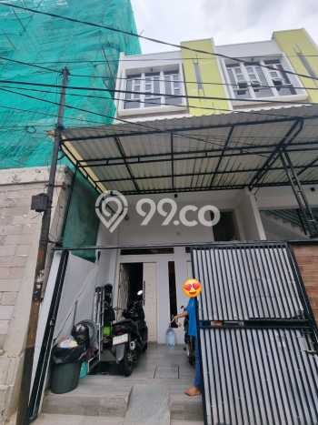 Cocok Untuk Investasi! For Sale Kost di Grogol 19 Kamar Cocok Untuk Investasi! For Sale Kost di Grogol 19 Kamar