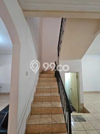 Rumah Modern 4 KT LT 75m2 di Taman Ratu Rumah Modern 4 KT LT 75m2 di Taman Ratu