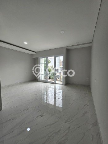 Ready to Use! Premium House LT 120m2 Desain Elegan di Sunrise Garden Ready to Use! Premium House LT 120m2 Desain Elegan di Sunrise Garden