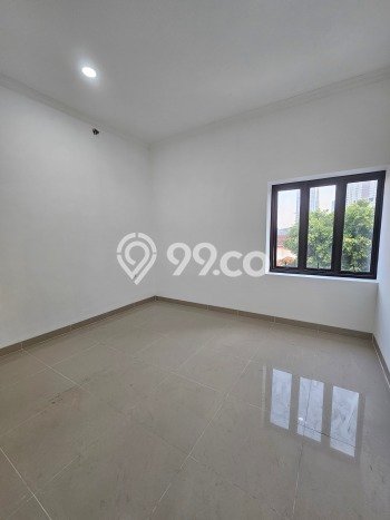 Dijual Hunian Rumah Nyaman 4 KT di Tanjung Duren, Jakarta Barat Dijual Hunian Rumah Nyaman 4 KT di Tanjung Duren, Jakarta Barat