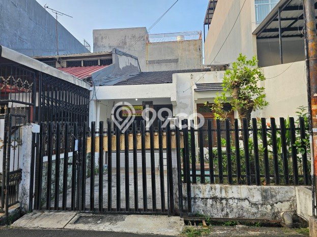 Rumah Modern Minimalis 3 Kamar Siap Huni di Kebon Jeruk Rumah Modern Minimalis 3 Kamar Siap Huni di Kebon Jeruk