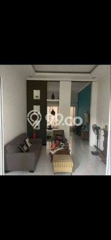 BEST INVESTMENT! Rumah area , Luas 240m2m² LB 200m2m² BEST INVESTMENT! Rumah area , Luas 240m2m² LB 200m2m²