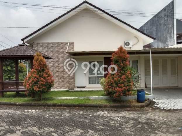 Lokasi terbaik! Rumah siap pakai dikontrakkan di Ngaliyan LB 90m2 Lokasi terbaik! Rumah siap pakai dikontrakkan di Ngaliyan LB 90m2