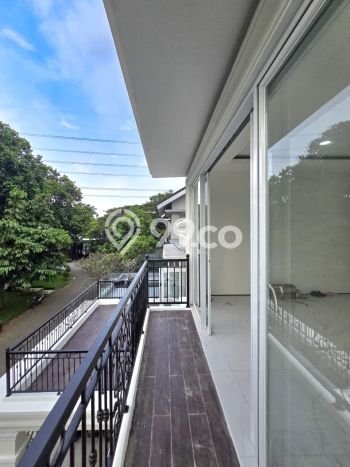 Dijual Rumah Luas Megah Dengan View Eksklusif di Bintaro, Tangerang Selatan Dijual Rumah Luas Megah Dengan View Eksklusif di Bintaro, Tangerang Selatan