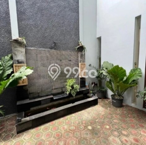 Rumah sewa siap pakai 4 KT di Bintaro, Tangerang Selatan Rumah sewa siap pakai 4 KT di Bintaro, Tangerang Selatan